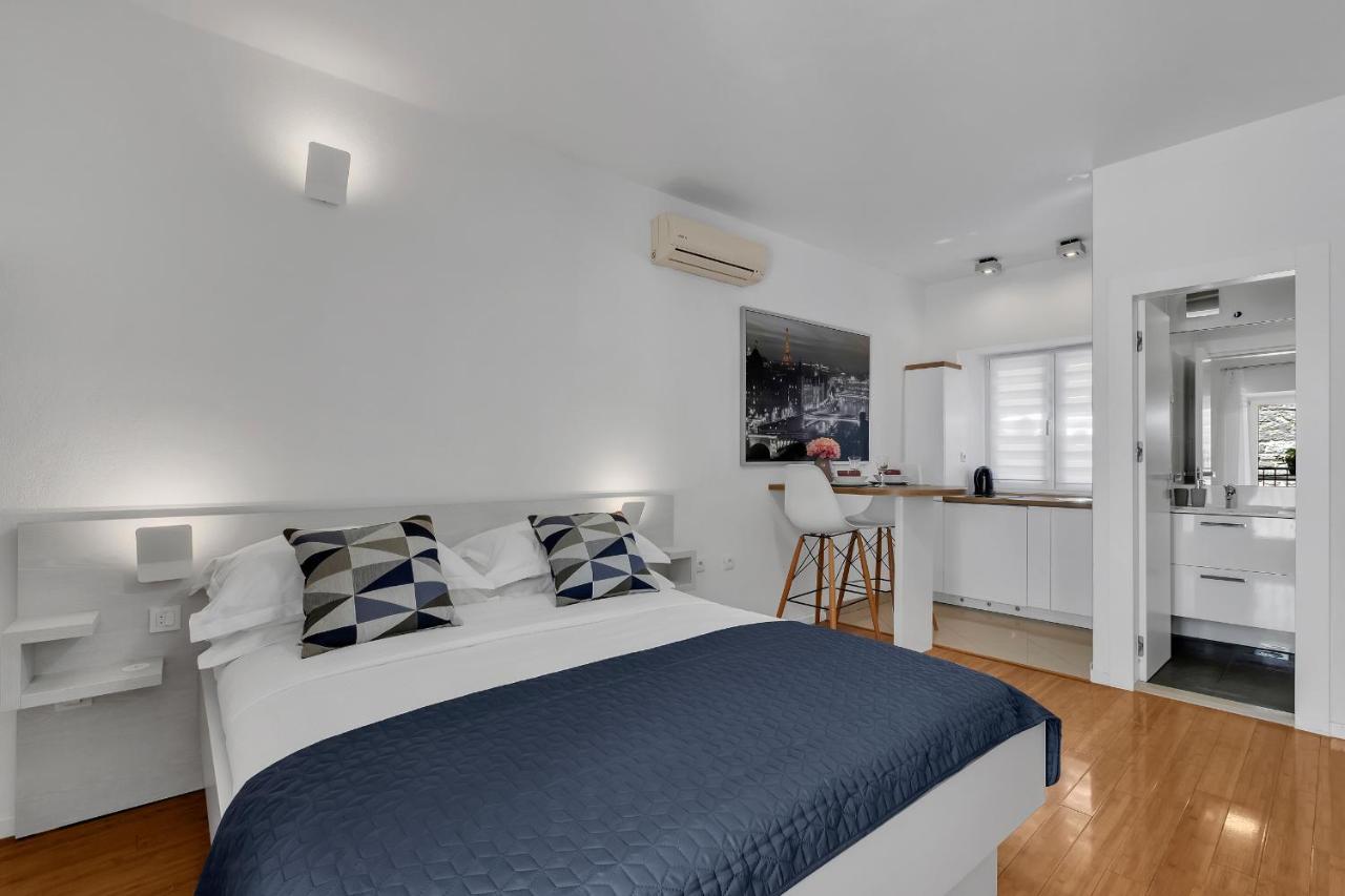 Luxury City Center Apartments Makarska Esterno foto