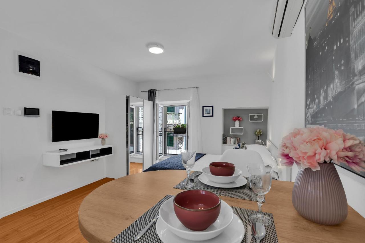 Luxury City Center Apartments Makarska Esterno foto