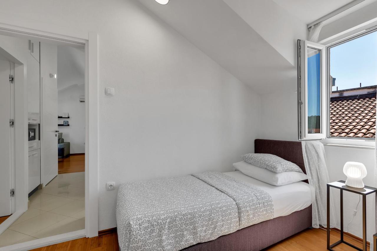 Luxury City Center Apartments Makarska Esterno foto