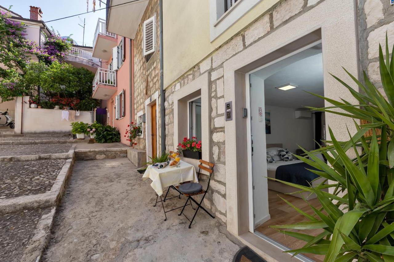 Luxury City Center Apartments Makarska Esterno foto